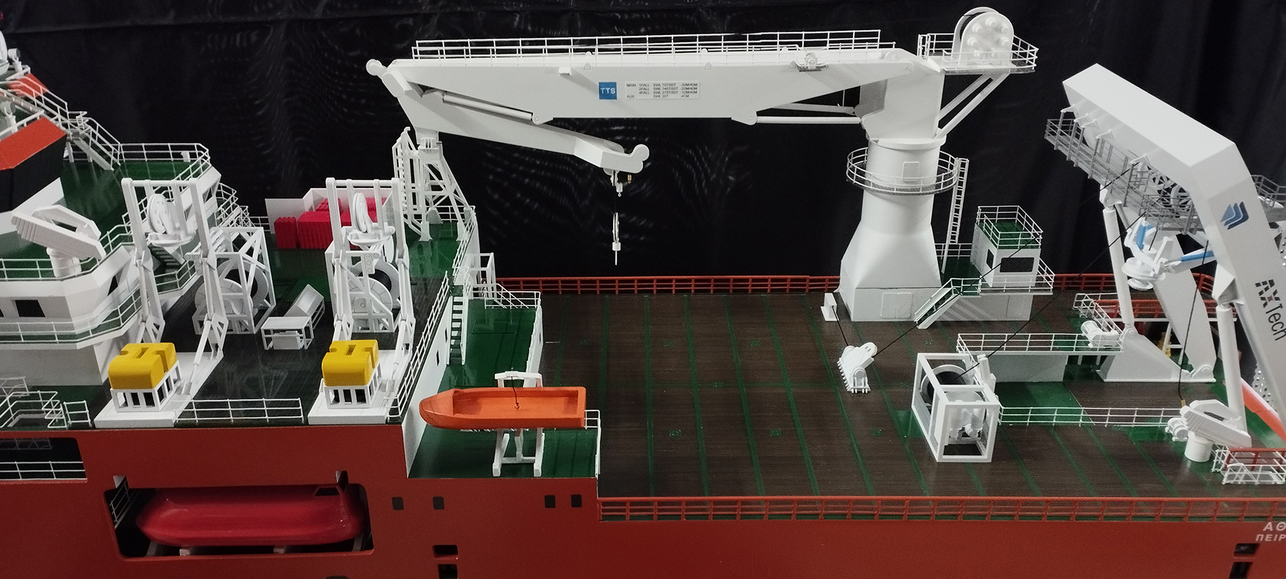scale-model-ship-maintenance