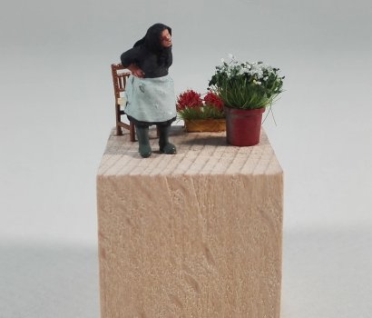 miniature figure greek village yaya χωριατισσα μινιατουρα μοντελισμου