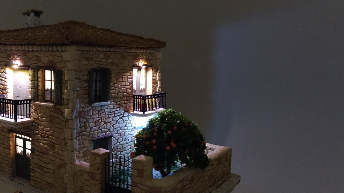 light-installation-scale-model-greek-house-kit3