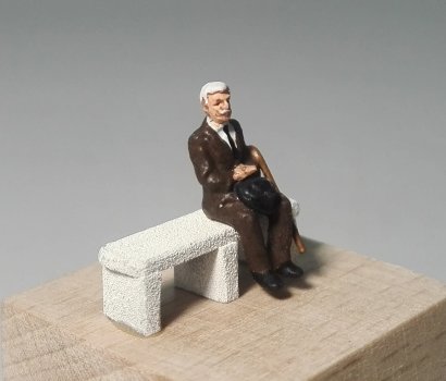 greek papou miniature figure μινιατουρα φιγουρα παππου καθιστου